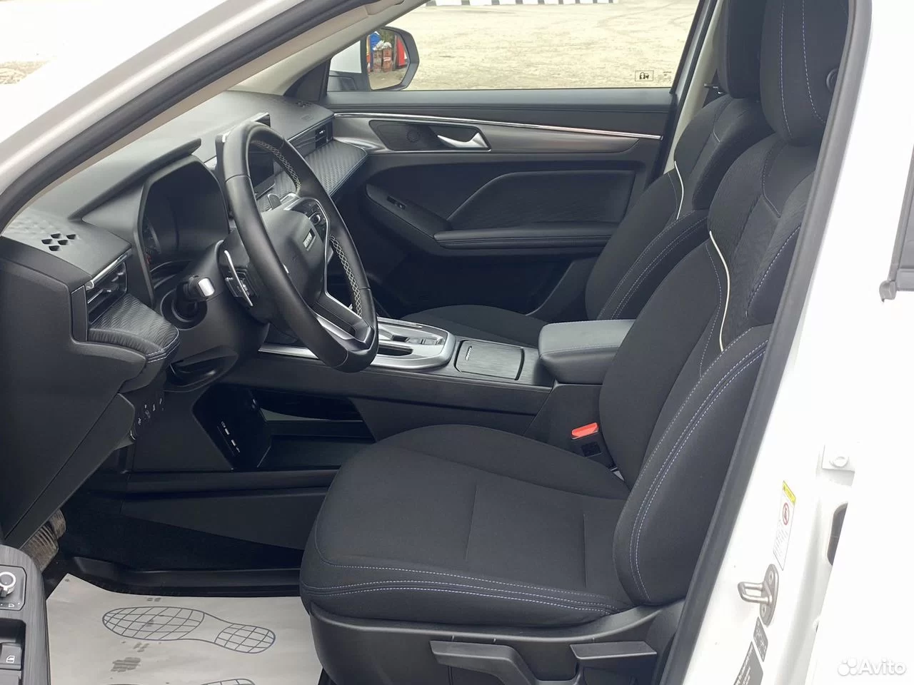 HAVAL Jolion 1.5 AMT, 2023, 60 000 км — изображение 13